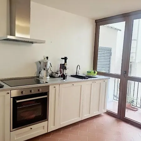 Lo Nel Borgo