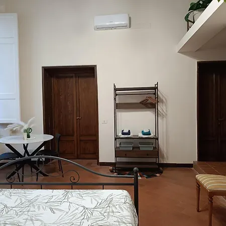 Lo Nel Borgo