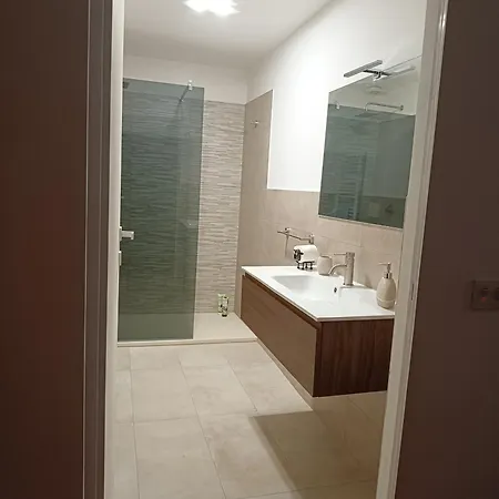 Проживание в семье Lo Nel Borgo