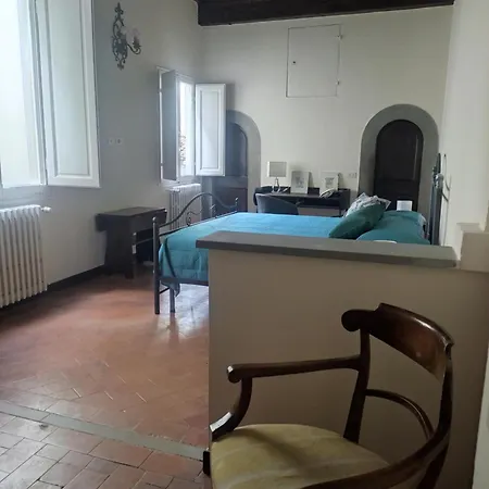 Lo Nel Borgo